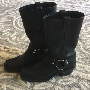 Frye Buckle boots in Black size 8 M